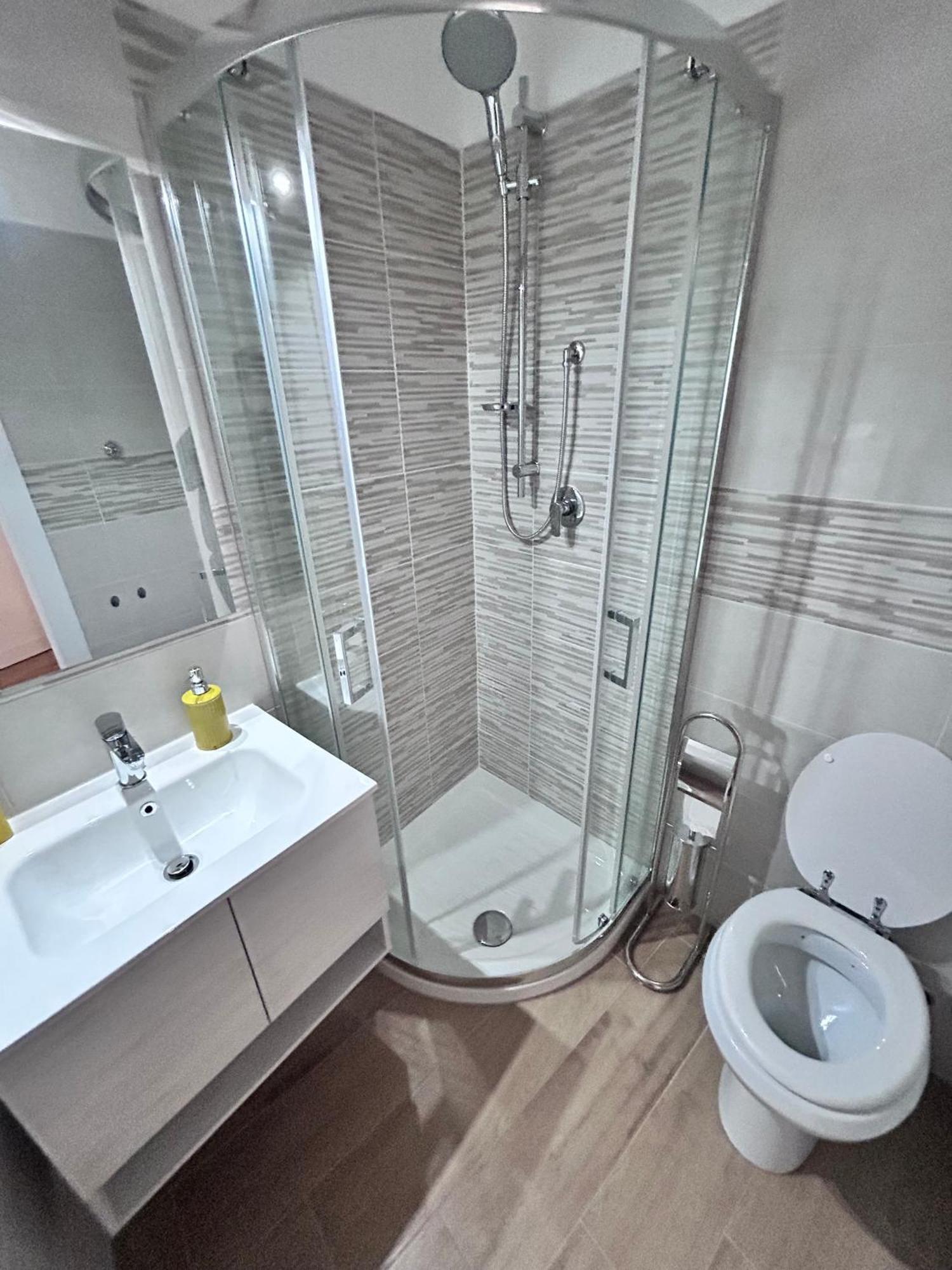Realty Company Crescenzi Appartamento *